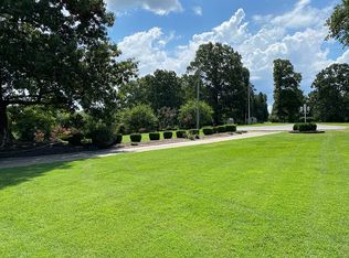 9443 Michelle Rd, Bentonville, AR 72712