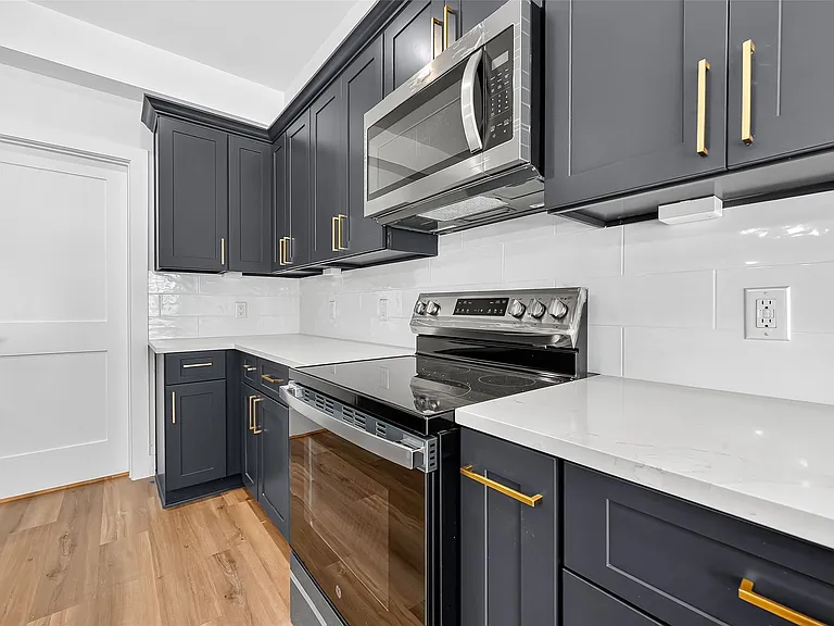 12315 New Jordan Ln — Photo 17