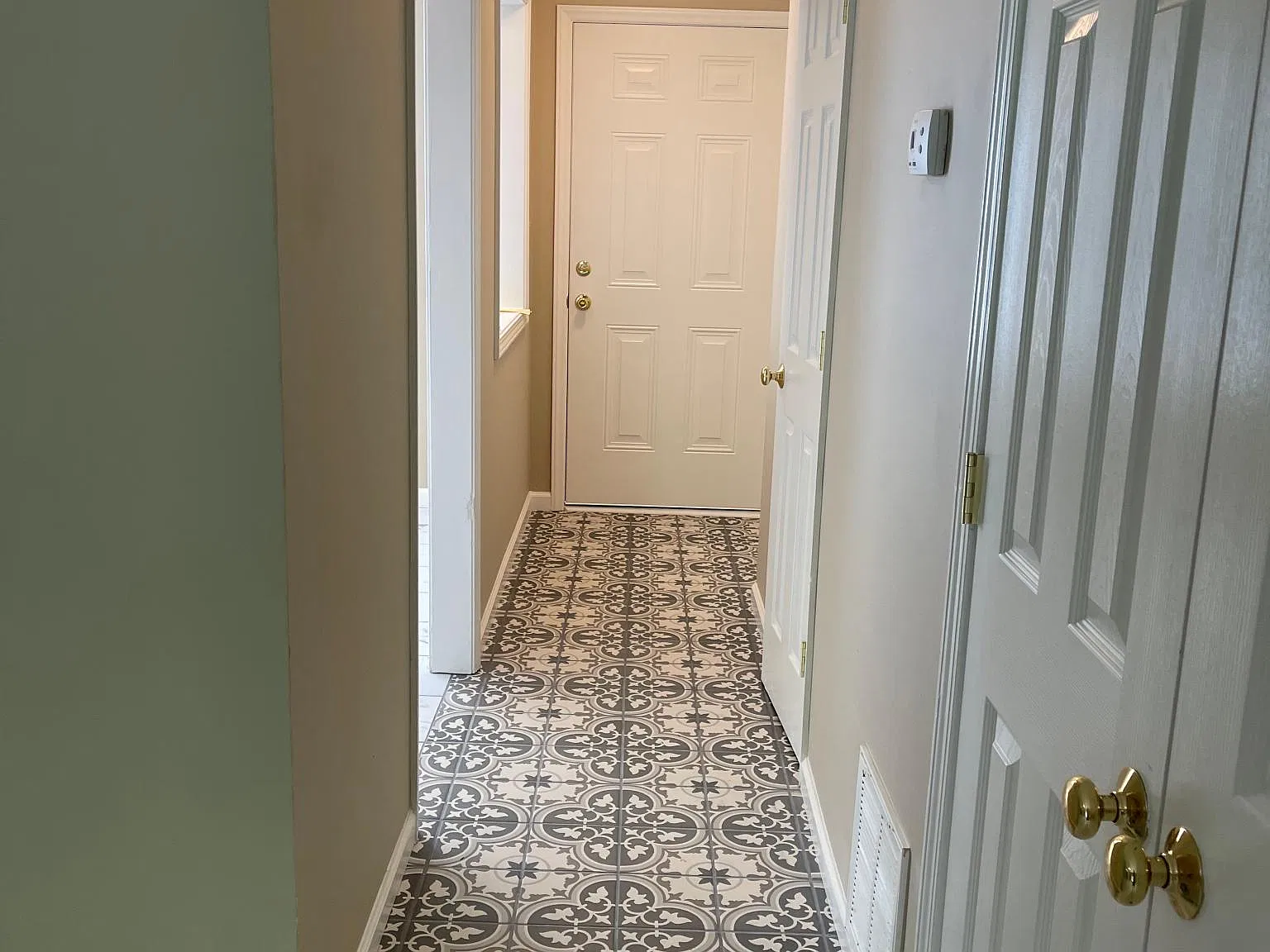 2322 La Vista Dr — Photo 4