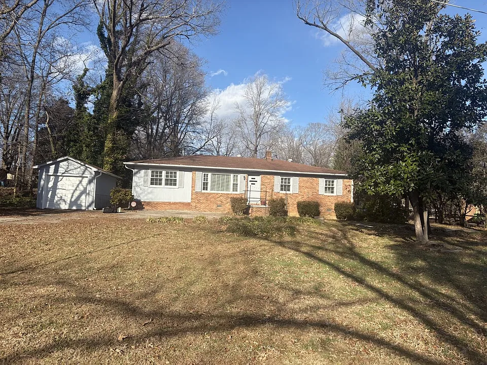 205 Venus Dr