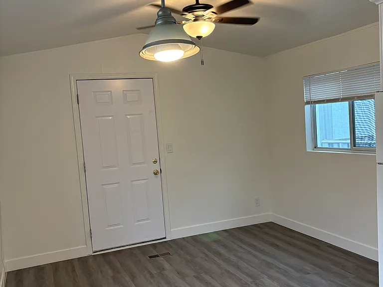 12265 Woodruff Ave #28 — Photo 9