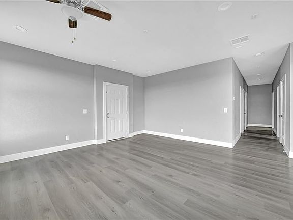 4th image of 1100 Highway 90 W #419