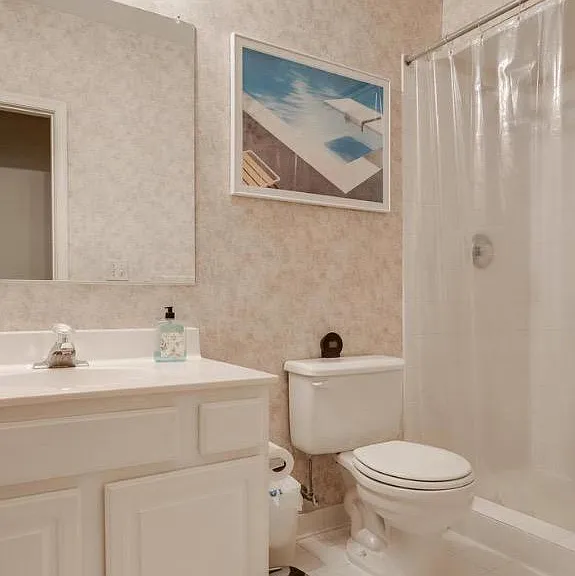 9810 Bolton Village Ct — Photo 25