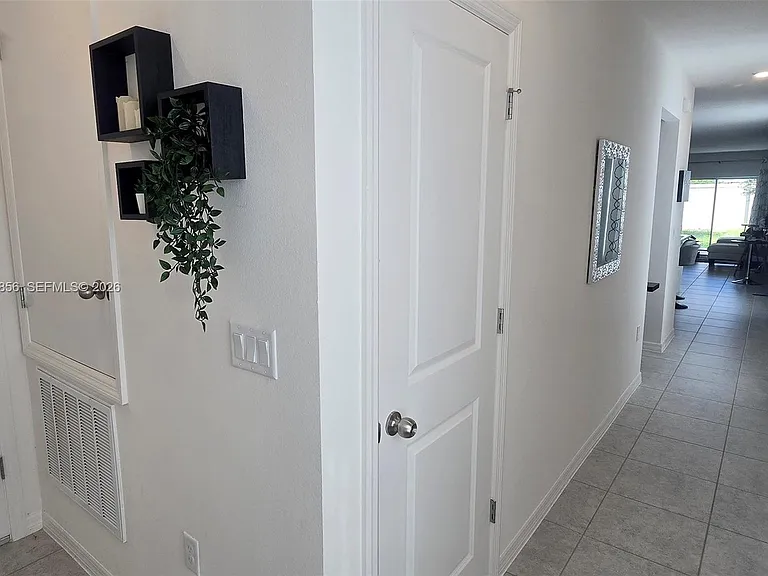 5539 Maddie Dr — Photo 8