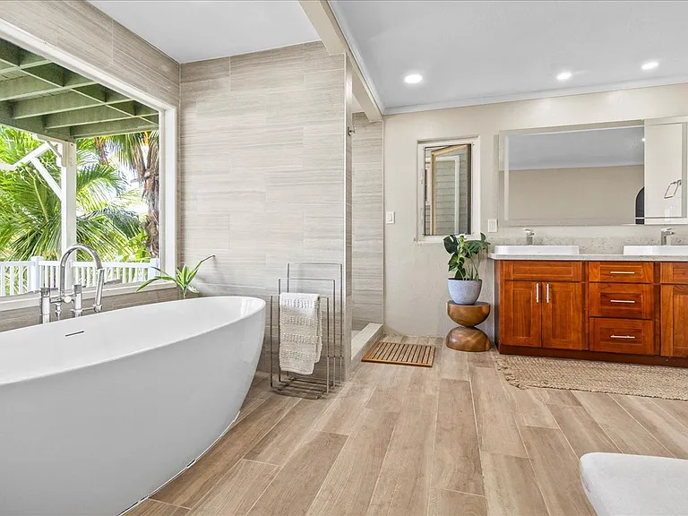 1512 Halekoa Dr #B — Photo 25
