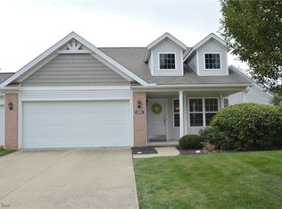 8620 Emerald Oval N, Olmsted Township, OH