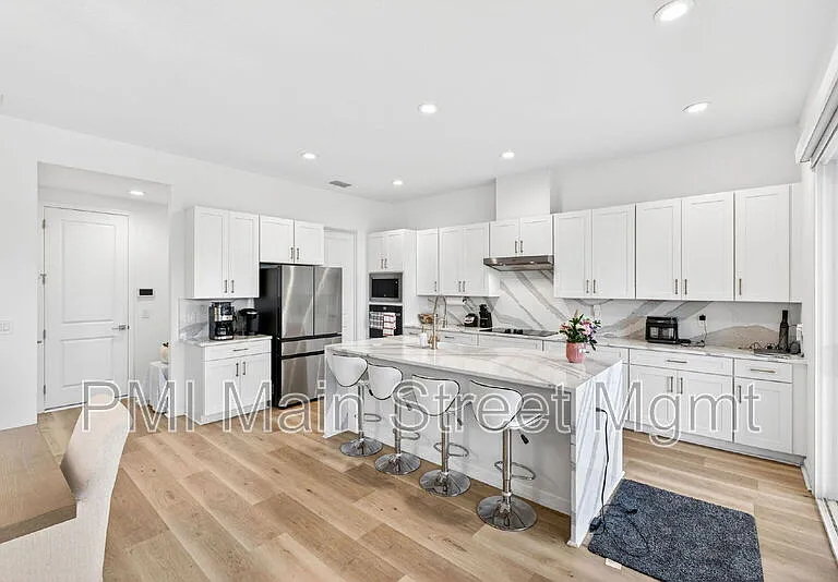 6604 Quest St — Photo 12