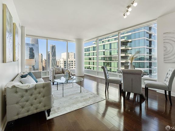 3rd image of 425 1st St Unit 4007