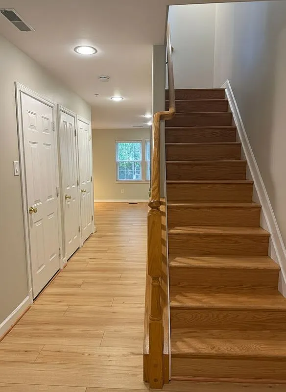 3 bed, 3.0 bath, 2100 sqft, $3,500 — Photo 2