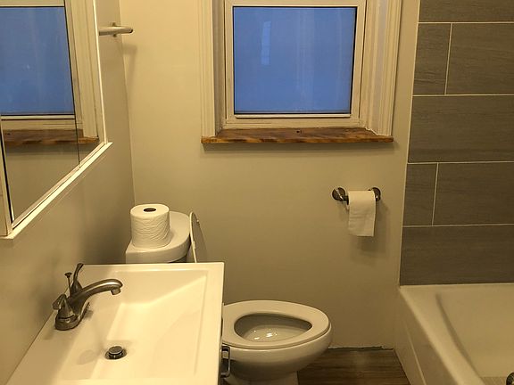 5th image of 6127 N Mozart St APT 1