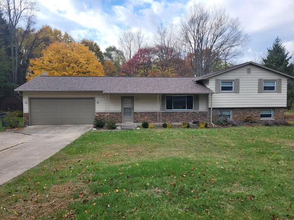 2710 Weaver Rd, Niles, MI 49120
