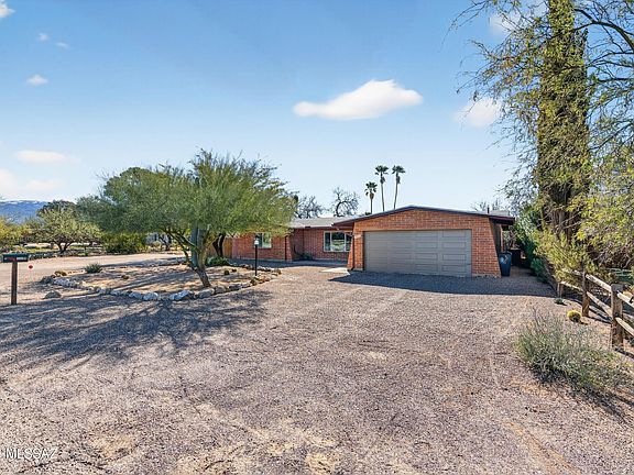 2nd image of 11200 E Calle Vaqueros