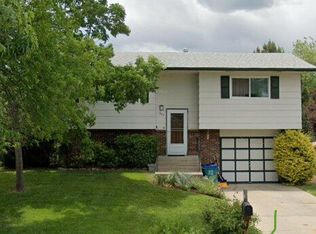 909 Ponderosa Dr, Fort Collins, CO 80521