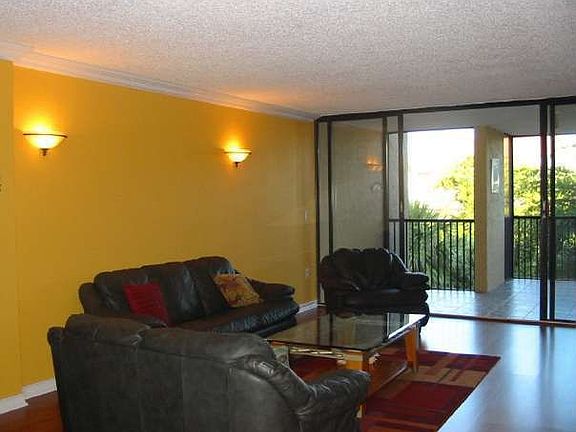 2nd image of 2812 N 46th Ave APT 567G