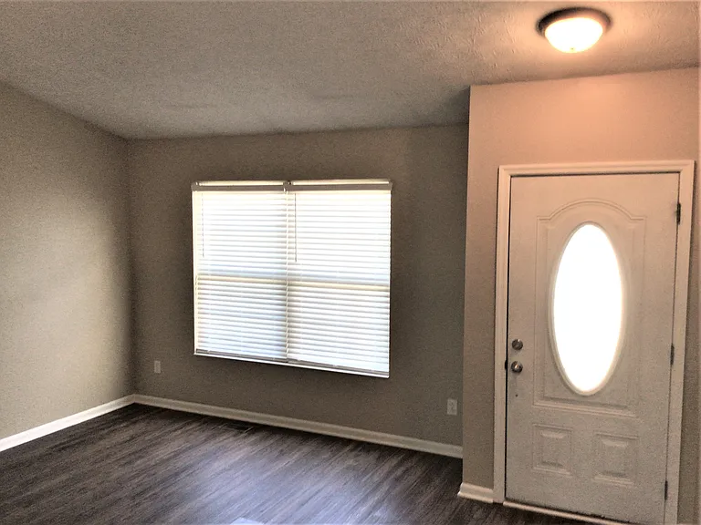 221 Choctaw Cir — Photo 6
