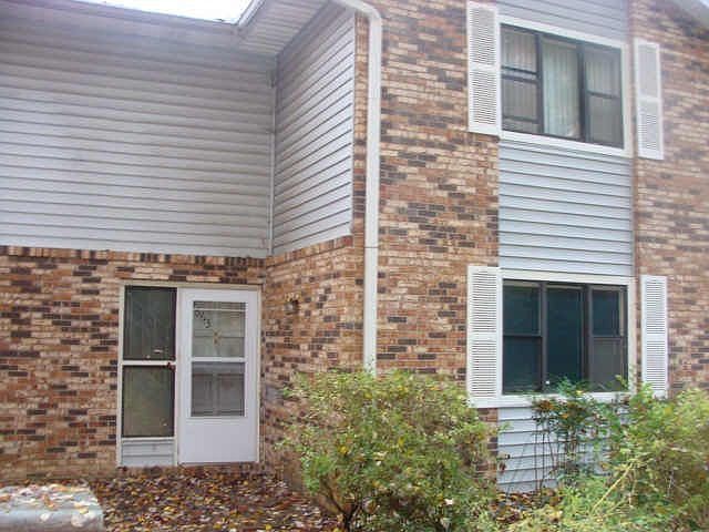 1st image of 2663 Moss Ln SE