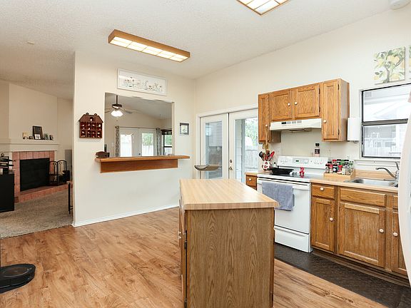 5th image of 7064 Beech Trail Dr