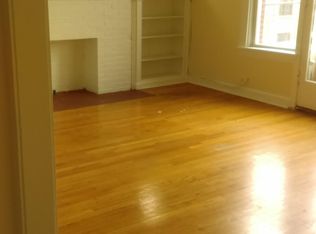 2206 W Wilson Ave APT 3, Chicago, IL 60625
