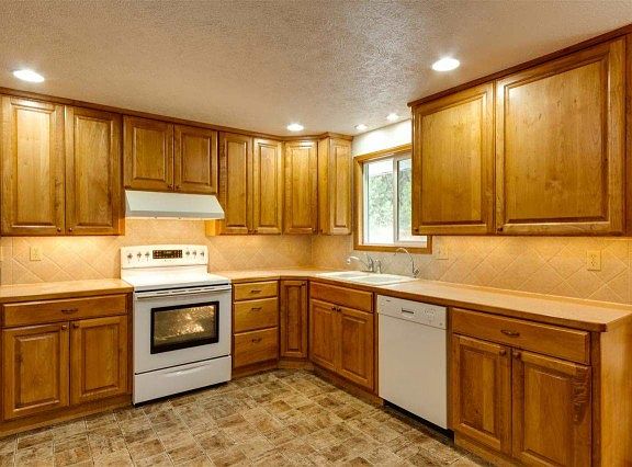 4th image of 1809 S Glenrose Dr
