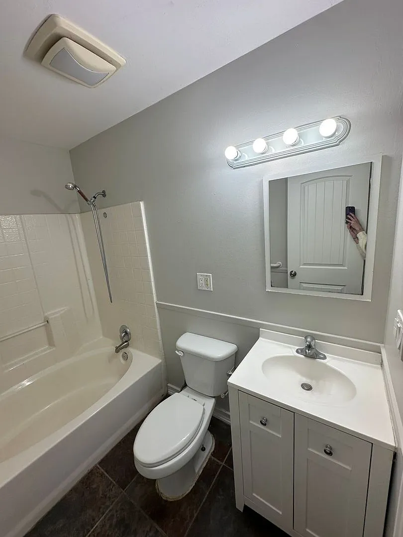 Building Photo - 4251 W 150 N