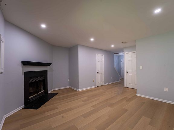 2nd image of 18246 Fox Chase Cir