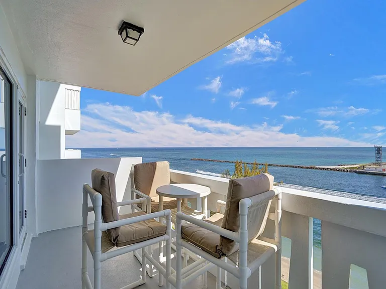 2100 S Ocean Dr #9L — Photo 9