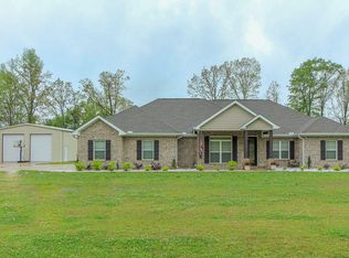 847 Cobb Rd, Caledonia, MS 39740