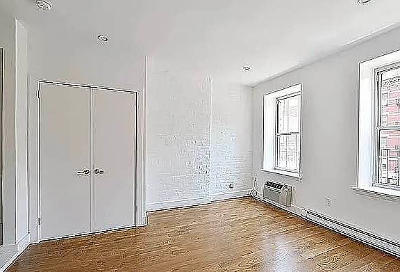 3rd image of 1355 2nd Ave APT 5A