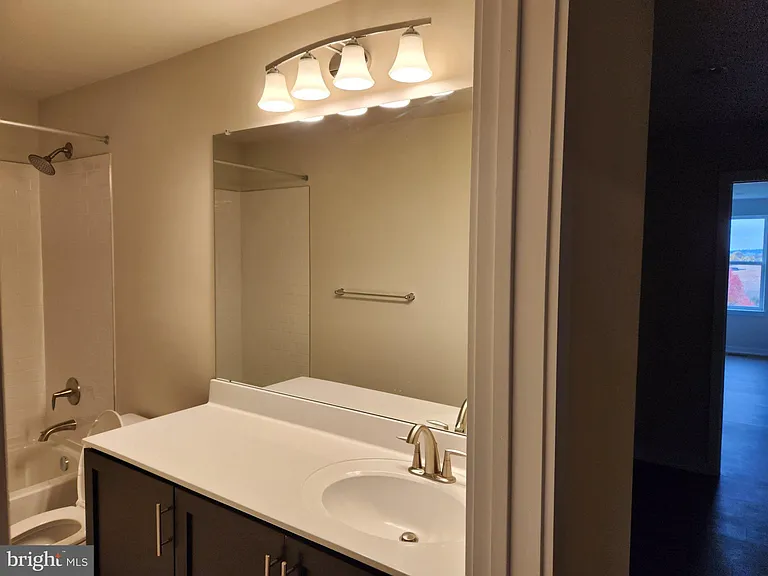 821 Bayberry Ct #821 — Photo 13