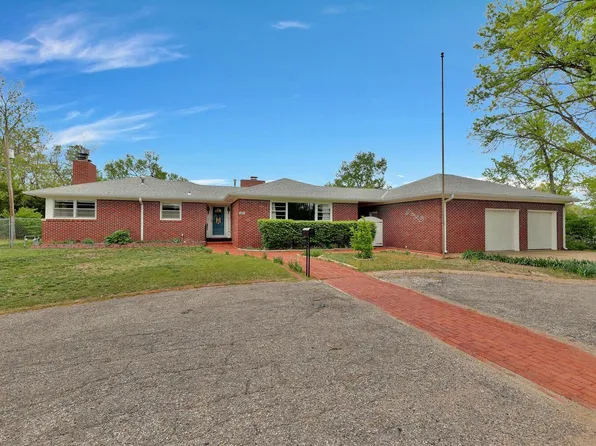4030 Christy Pl, Wichita, KS 67220