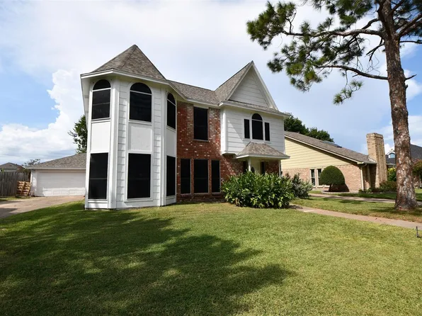 14706 W Bend Dr, Houston, TX 77082
