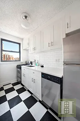 Sold by Halstead Real Estate | media 8