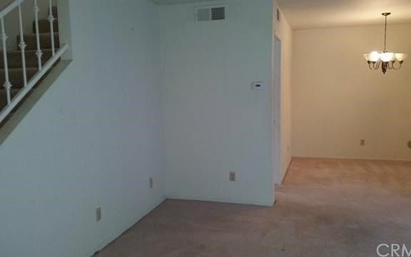 4th image of 13921 Kornblum Ave Unit 6