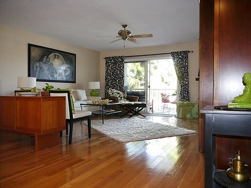 2nd image of 751 Pinellas Bayway S #103