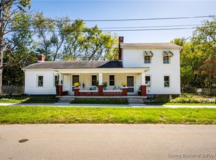 1248 Water St, Charlestown, IN 47111
