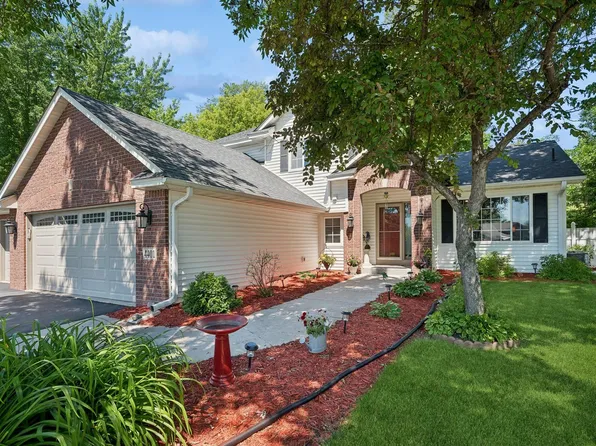 4401 Mason Ct NE, Saint Michael, MN 55376