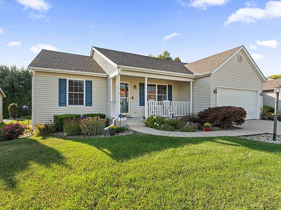 2nd image of 5622 Place Dr