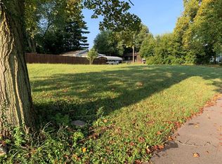 333 Broad St, Hope, IN 47246