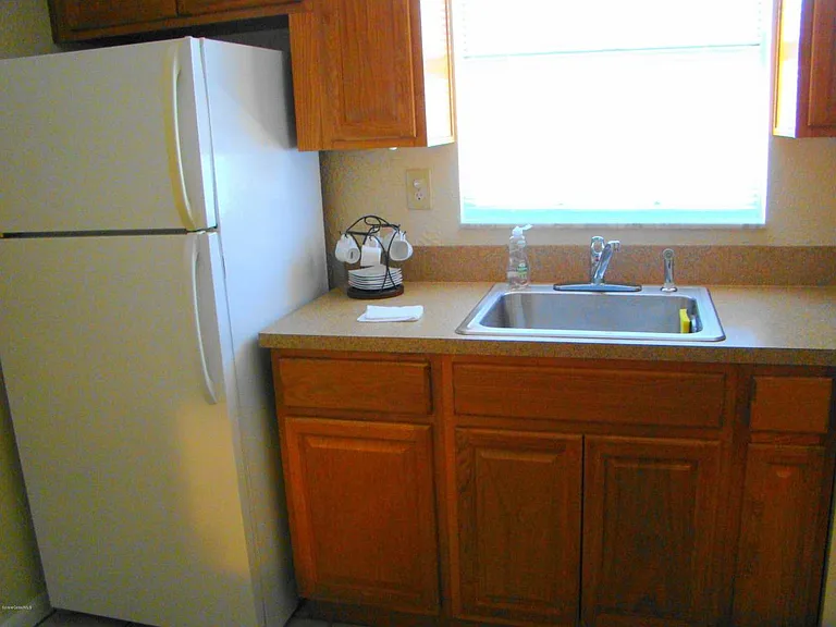 283 Ulster Ln — Photo 12