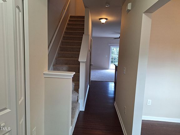 2nd image of 1304 Cozart St Unit 109