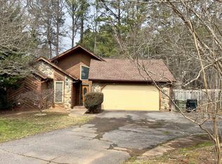 6 Elm Ct, Spartanburg, SC 29301
