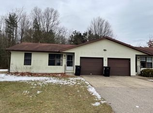 17460 N Key Dr, Spring Lake, MI 49456