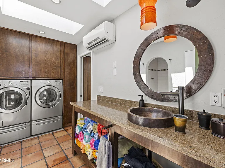 4002 E Alan Ln — Photo 41