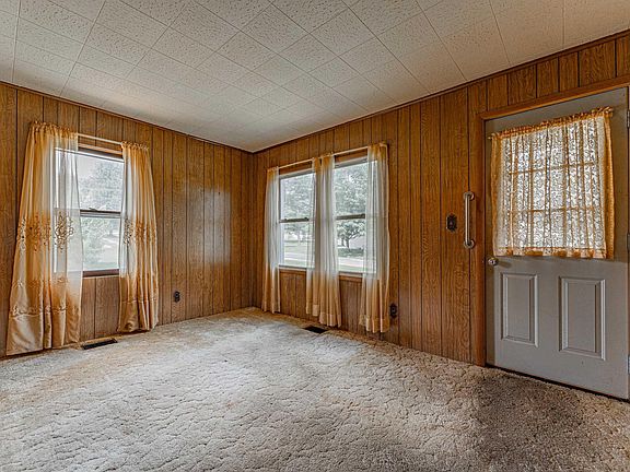 5th image of 408 S Lafayette St