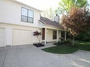 1420 Sanzon Dr, Fairborn, OH 45324