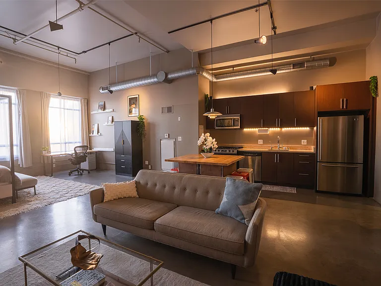849 S Broadway #1204 — Photo 12