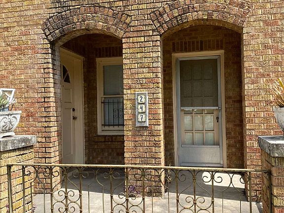 2nd image of 247 E Lullwood Ave