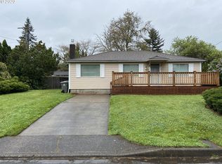 18105 SE Yamhill St, Portland, OR 97233