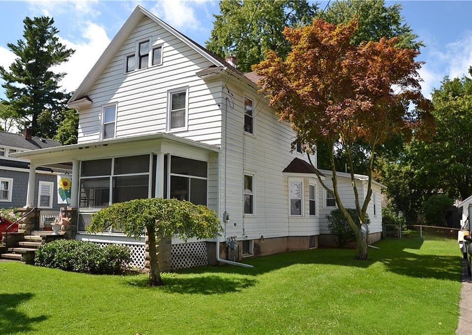 1st image of 339 Hathaway Pl