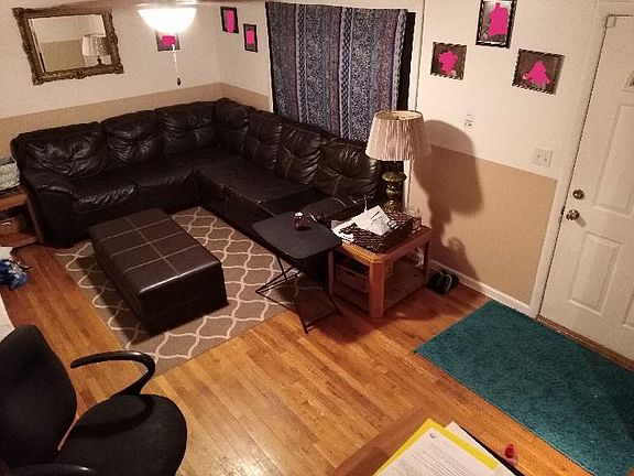 5th image of 1055 Ashton Ct